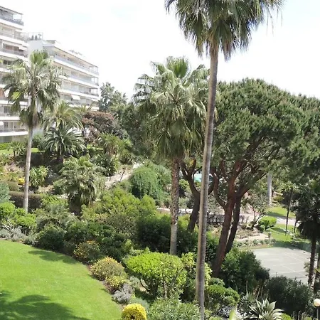 Standing Vue 2 Pers. 5 Min.cannes 발로리스