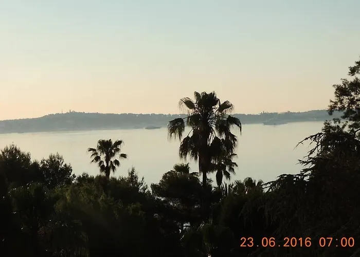 شقة Studio Standing Vue 2 Pers. 5 Min.cannes *
