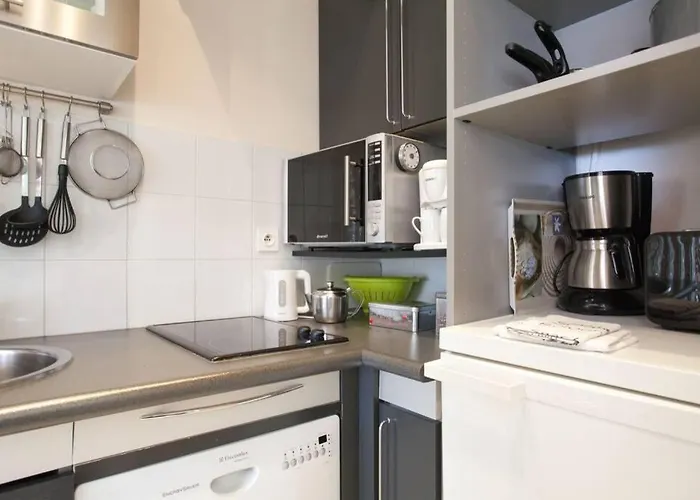 Apartment Studio Standing Vue 2 Pers. 5 Min.cannes *