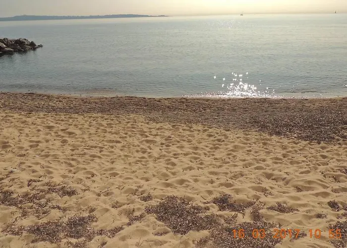 Studio Standing Vue 2 Pers. 5 Min.cannes شقة فالوريس